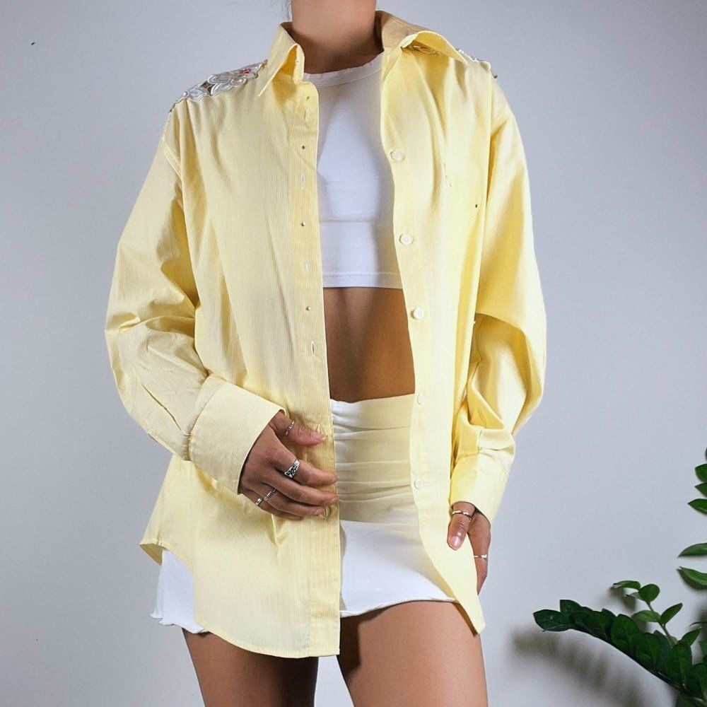 Vintage Y2k Yellow Striped Long Sleeve Button Up Floral Details / Small